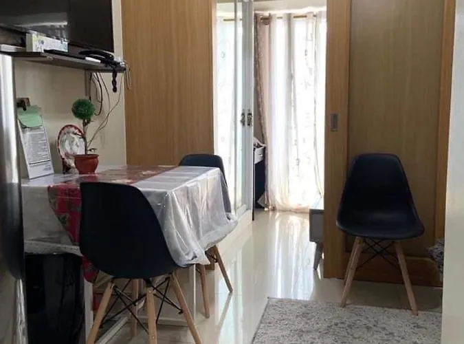 Apartment Value Q Condo1439 *